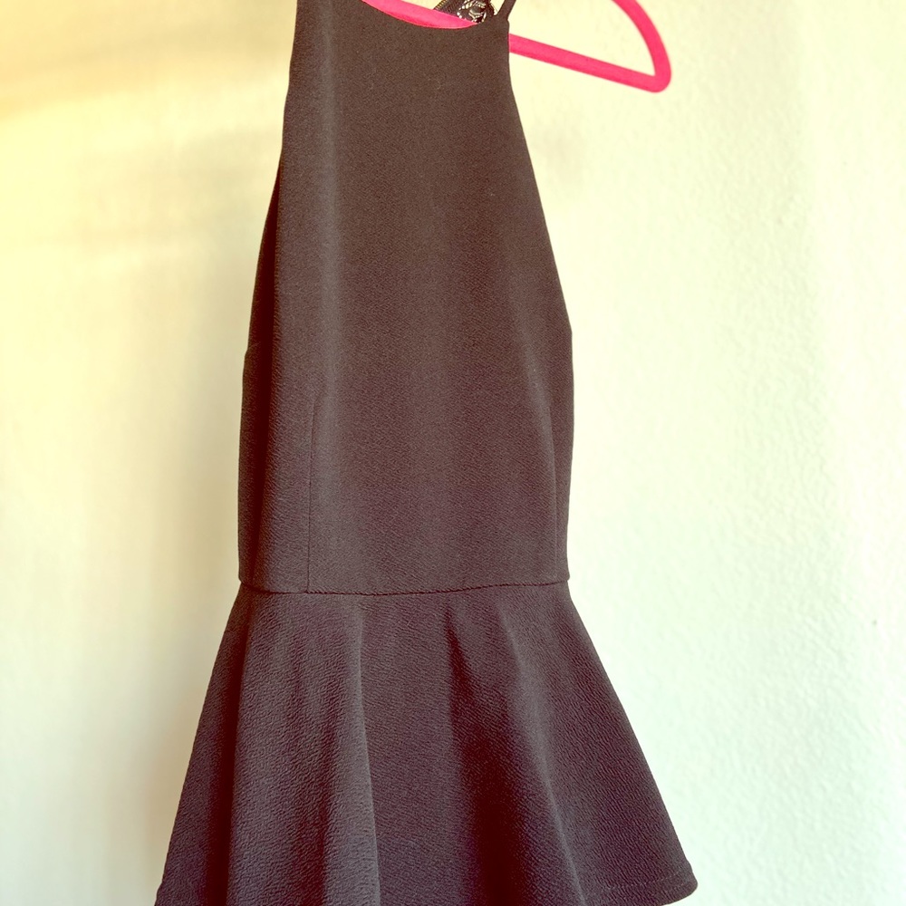 *Never Worn*  BLACK BEBE PEPLUM LITTLE BLACK DRESs